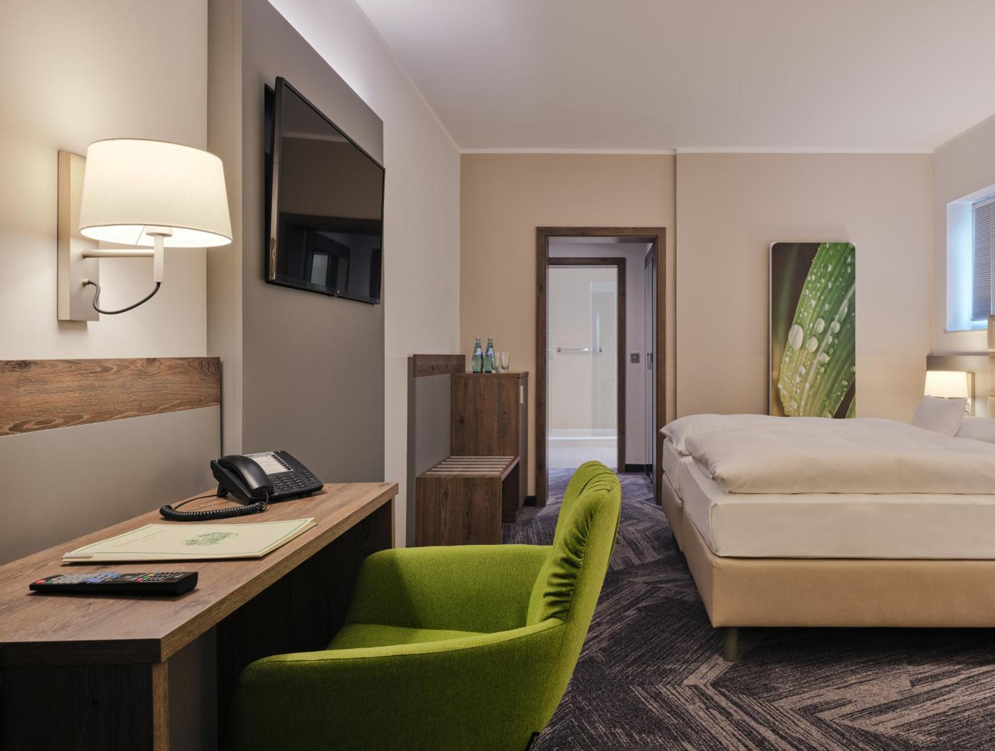 Parkhotel Am Taunus Оберурзел Екстериор снимка