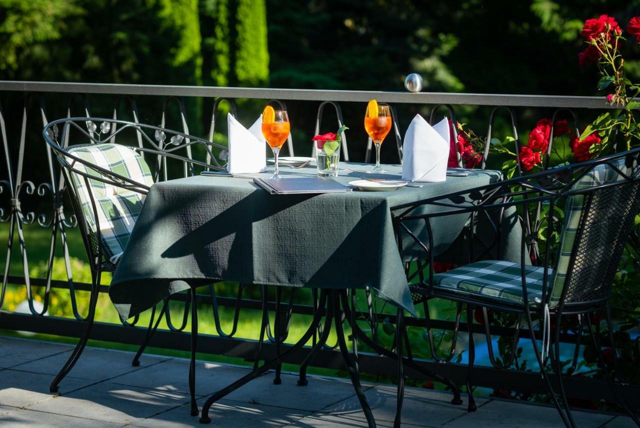 Parkhotel Am Taunus Оберурзел Екстериор снимка