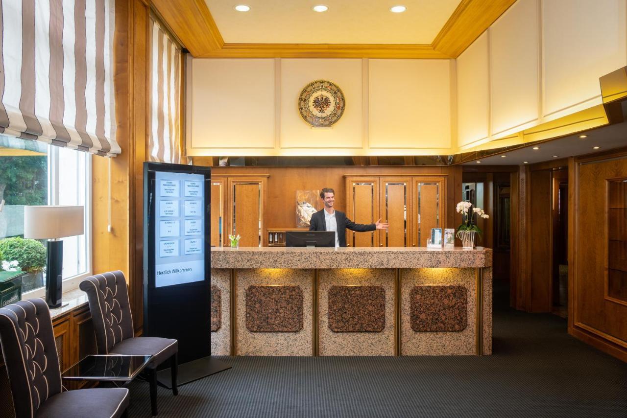 Parkhotel Am Taunus Оберурзел Екстериор снимка